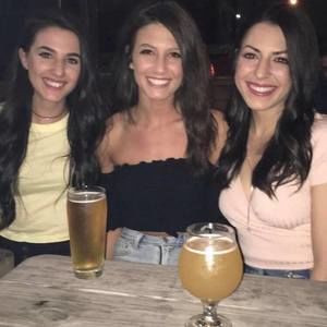 Meet your Posher, Carly